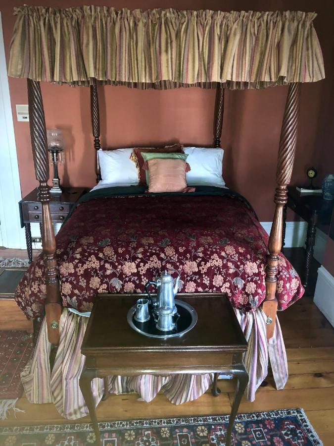 Oakcliff Bed And Breakfast Halfmoon Екстериор снимка