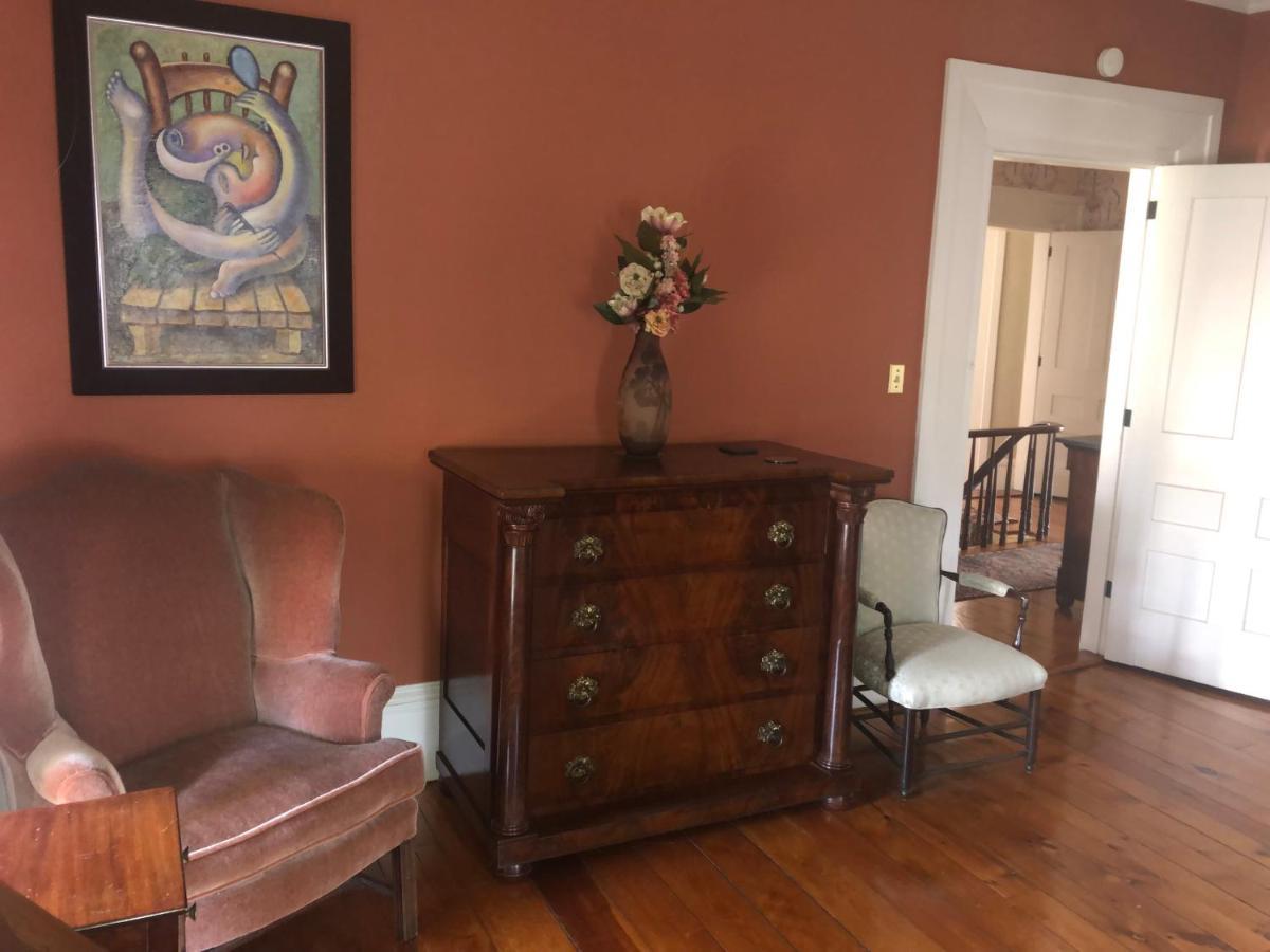 Oakcliff Bed And Breakfast Halfmoon Екстериор снимка