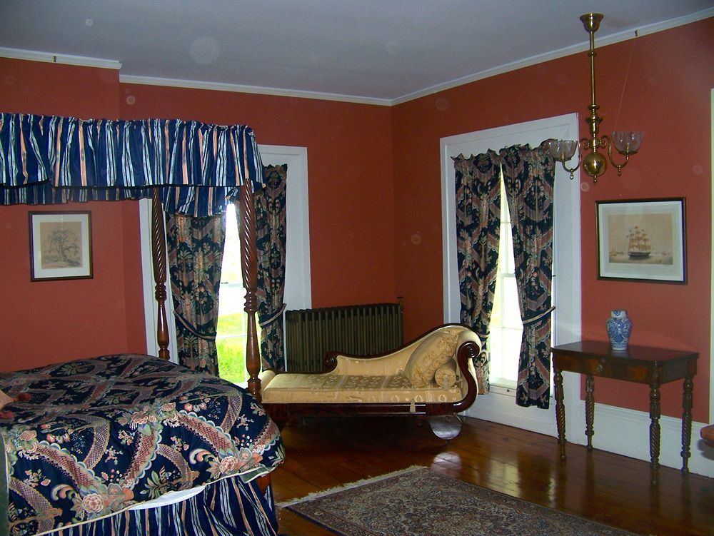 Oakcliff Bed And Breakfast Halfmoon Екстериор снимка