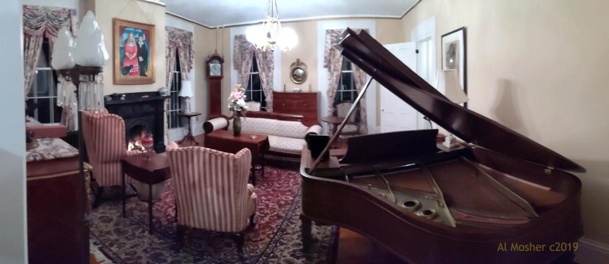 Oakcliff Bed And Breakfast Halfmoon Екстериор снимка